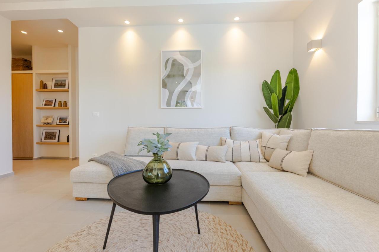 Appartamento The Olive Poolhouse Spalato Esterno foto