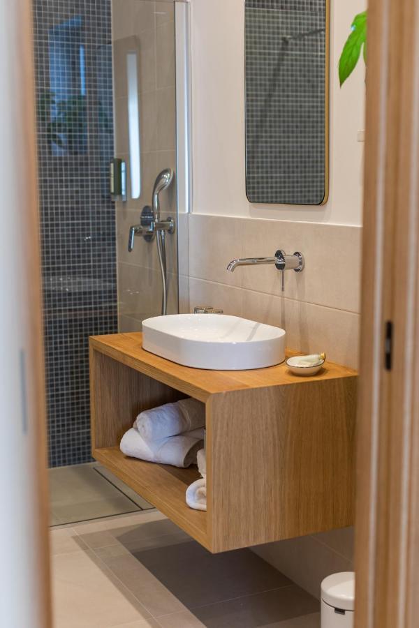 Appartamento The Olive Poolhouse Spalato Esterno foto